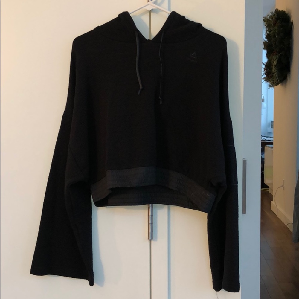 REEBOK Les Mills cropped hoodie
